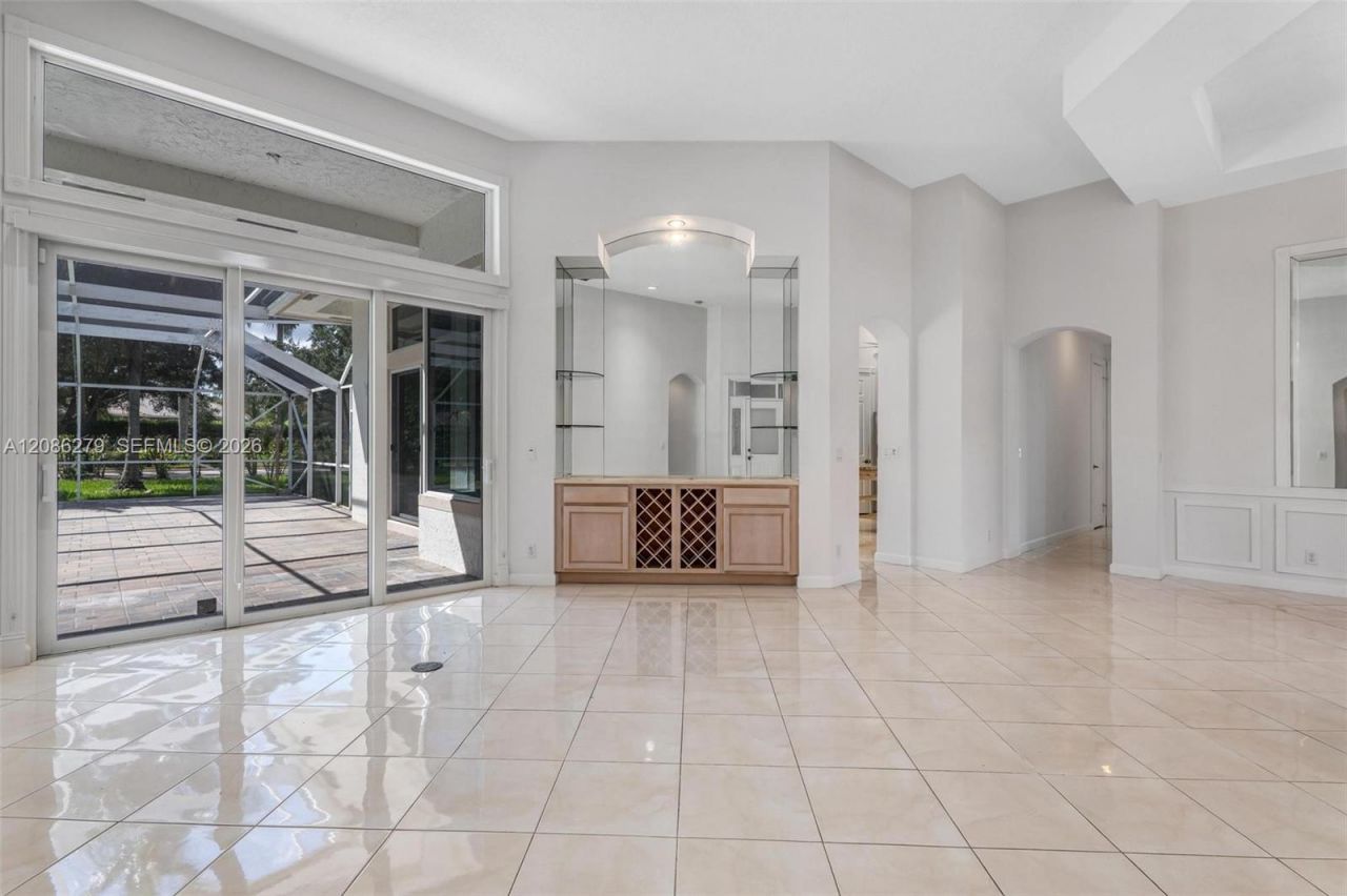 13702 NW 18th St, Pembroke Pines, FL 33028 Photo