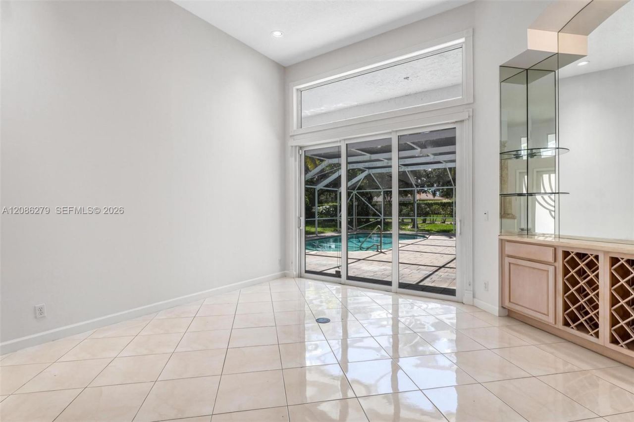 13702 NW 18th St, Pembroke Pines, FL 33028 Photo
