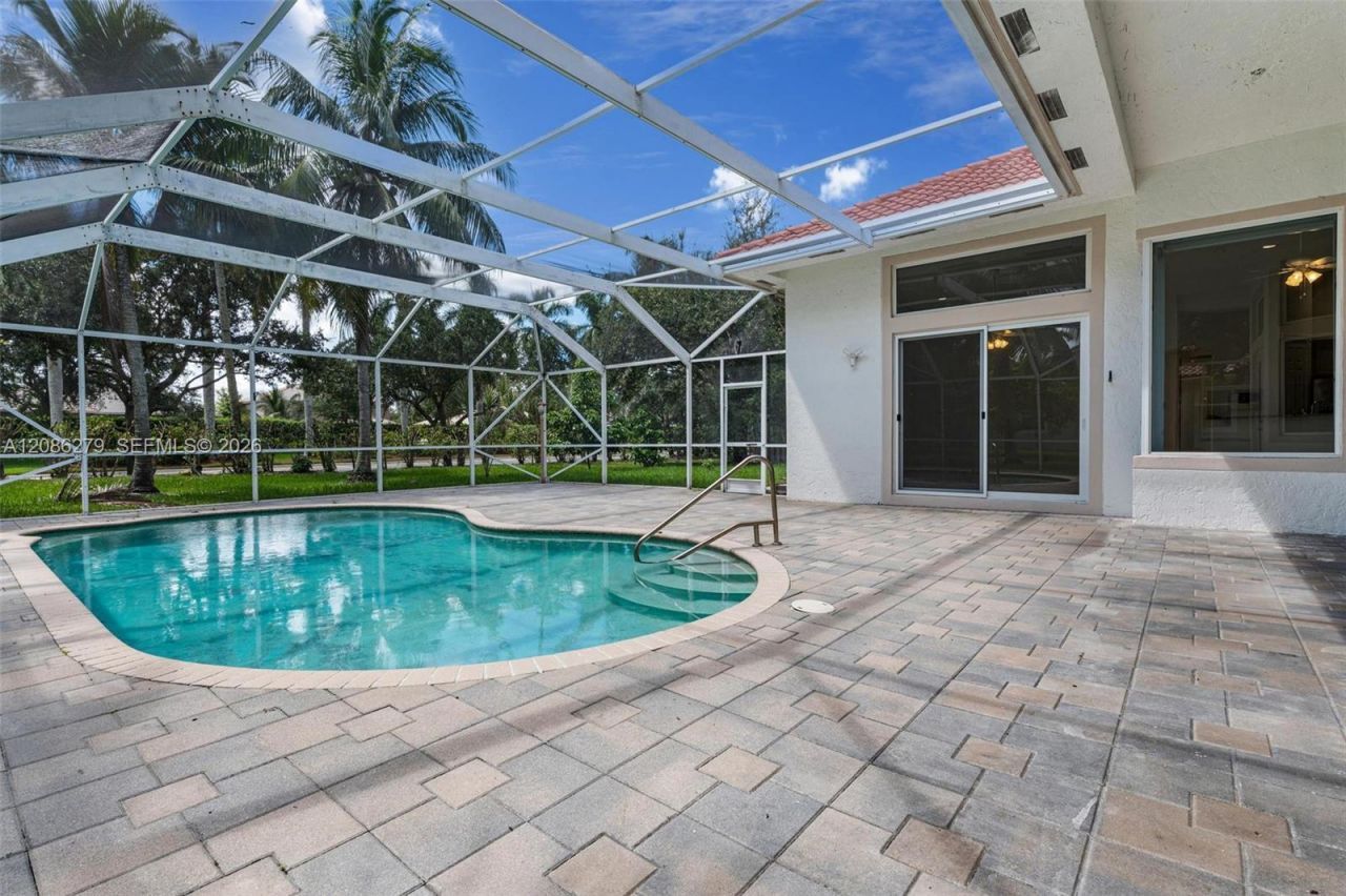 13702 NW 18th St, Pembroke Pines, FL 33028 Photo