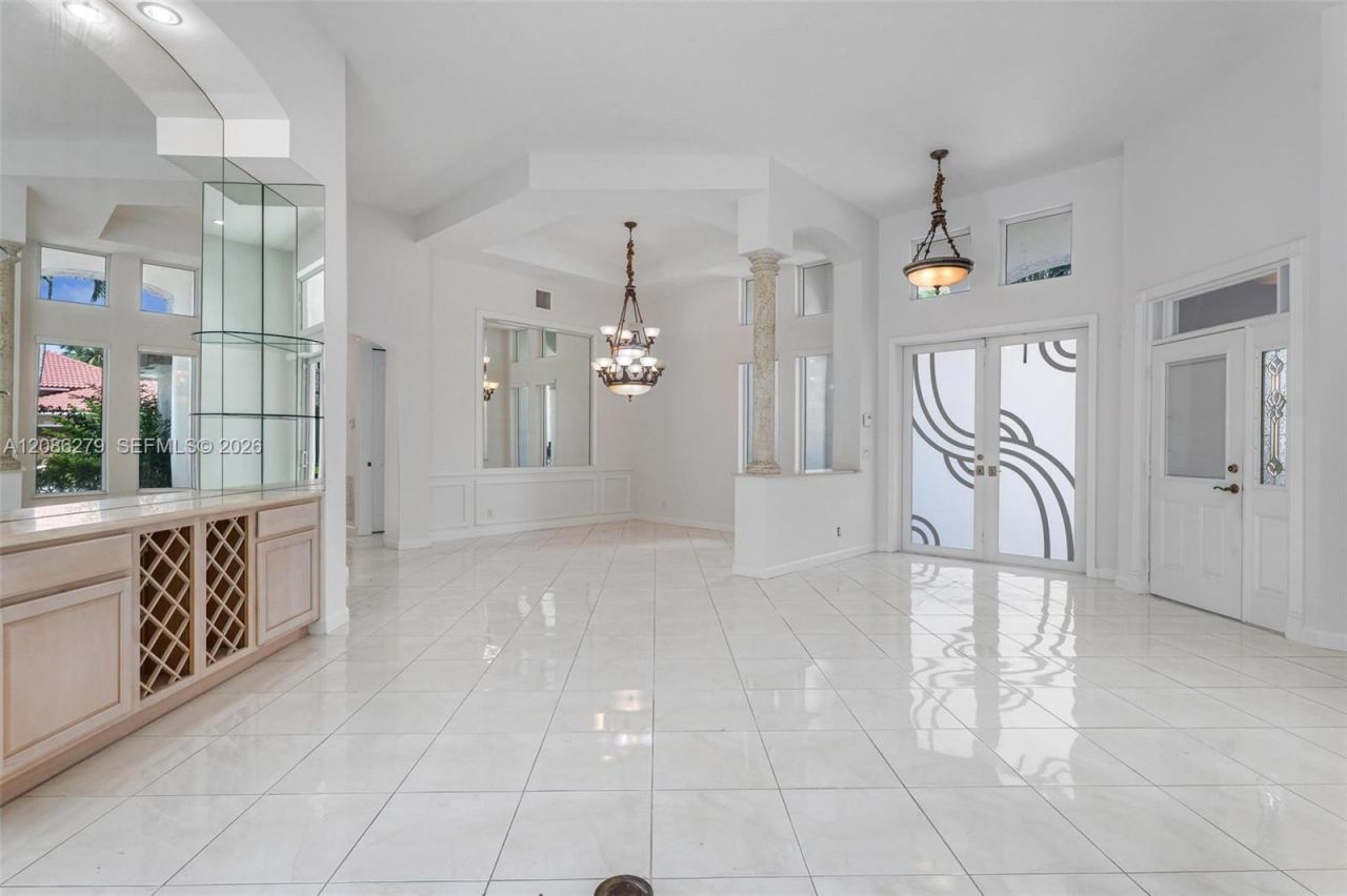 13702 NW 18th St, Pembroke Pines, FL 33028 Photo