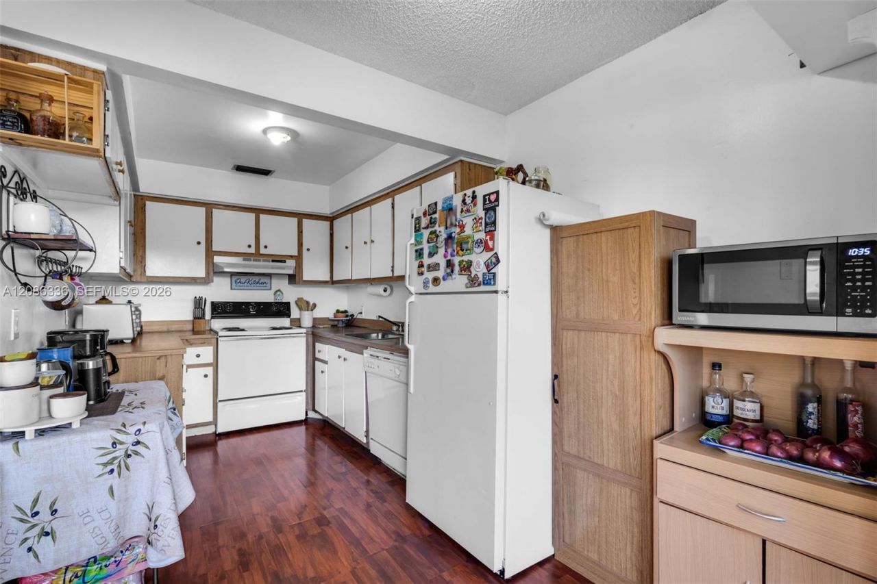 10836 NW 30th Pl, Unit 354, Sunrise, FL 33322 Photo