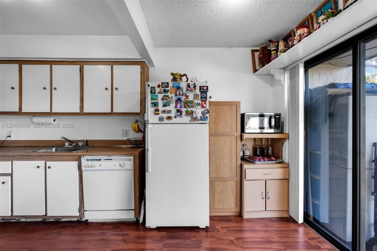 10836 NW 30th Pl, Unit 354, Sunrise, FL 33322 Photo