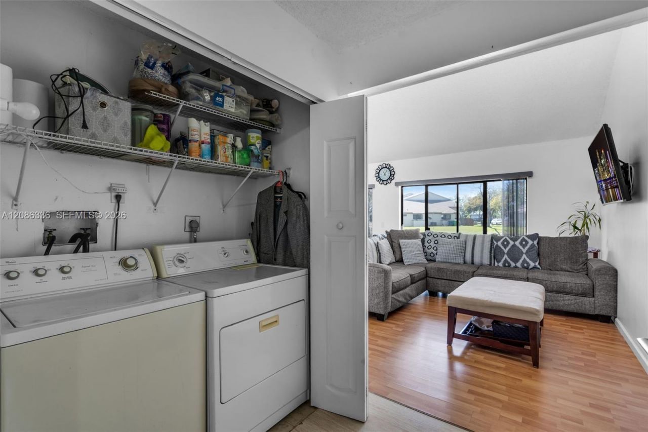 10836 NW 30th Pl, Unit 354, Sunrise, FL 33322 Photo
