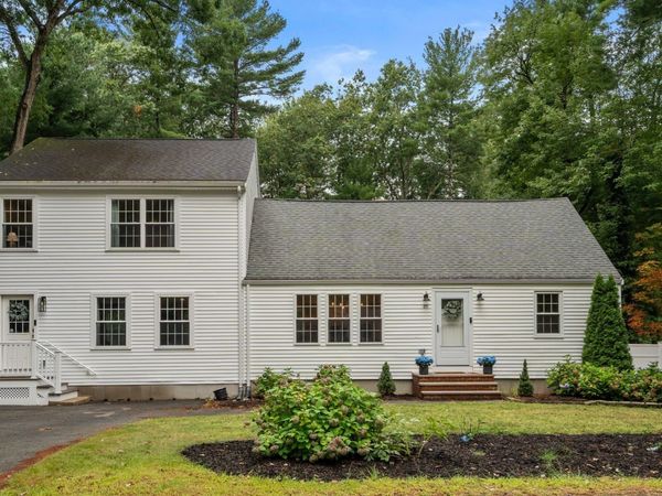 65 Lawrence St, Wilmington, MA 01887