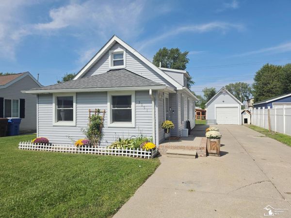 3051 Harborview Street, Monroe, MI 48162
