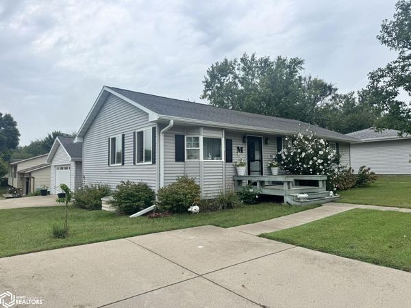 612 Country Club Circle, Osceola, IA 50213