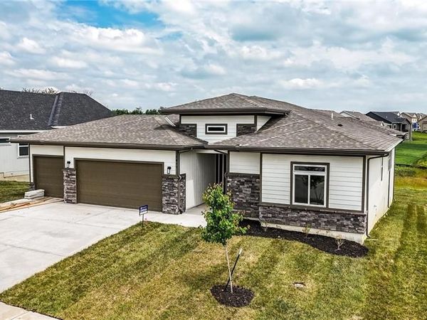 1813 Woodward Circle, Raymore, MO 64083