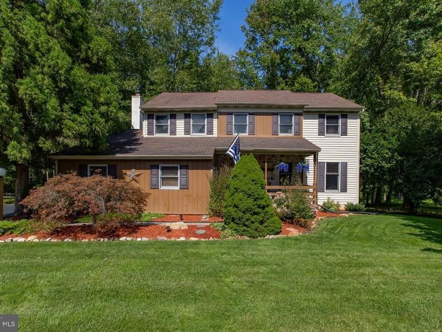 4 Seabury, Downingtown, PA 19335 Main Photo