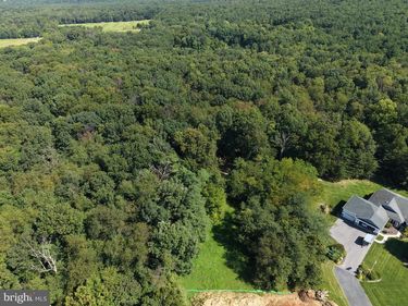.9+/- ACRES KILLARNEY DRIVE, FAYETTEVILLE, PA 17222