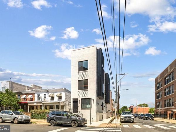 2053 E CUMBERLAND STREET, PHILADELPHIA, PA 19125
