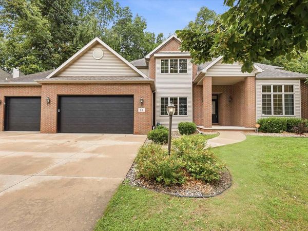 59 BRENTWOOD LANE, Appleton, WI 54915