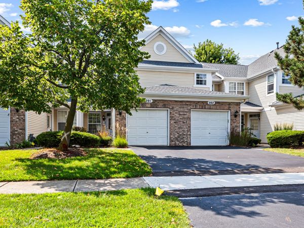 991 Sheridan Circle , Naperville, IL 60563