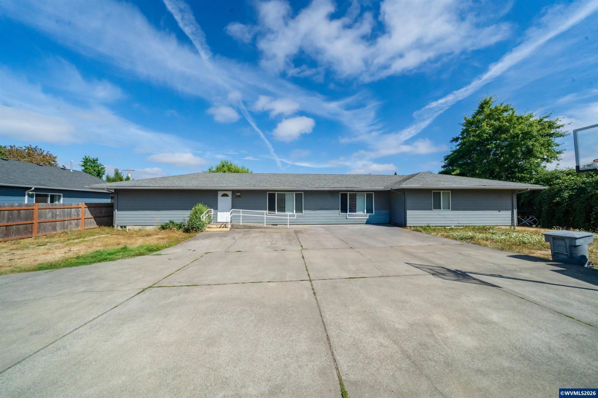1400 Clay St Ne, Salem, OR 97301 Main Photo
