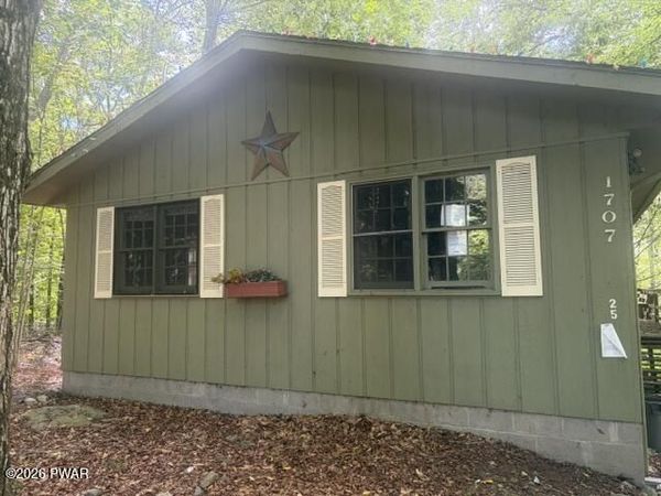 25 Windemere Court, Lake Ariel, PA 18436
