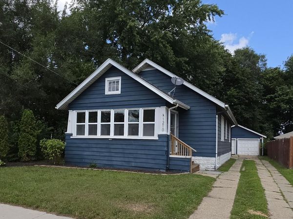 1210 22nd Avenue, ROCKFORD, IL 61104