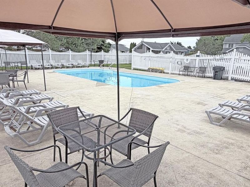 111 W Lakeshore, Unit 4B, Kelleys Island, OH 43438 Photo 28