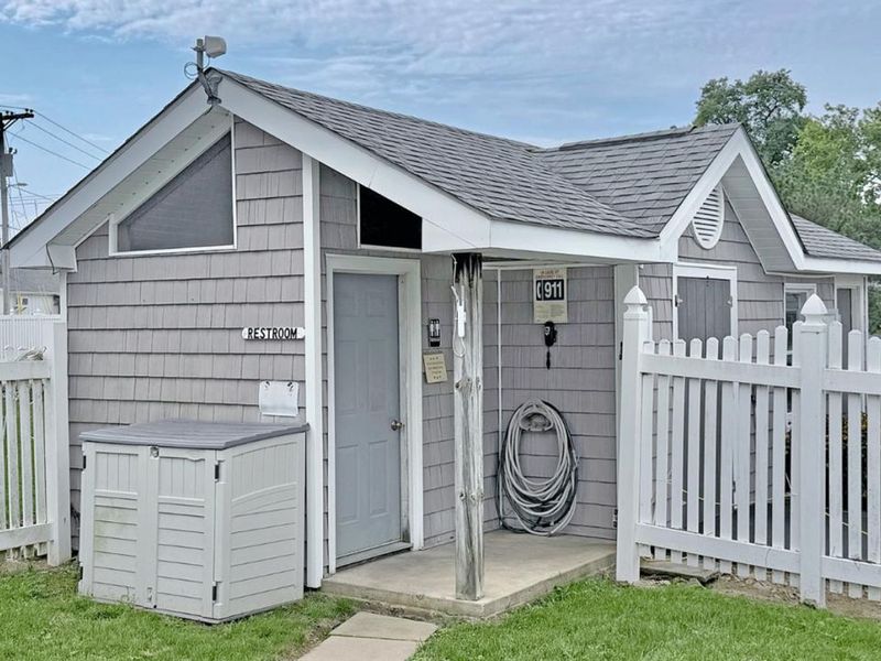 111 W Lakeshore, Unit 4B, Kelleys Island, OH 43438 Photo 29