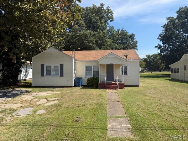 1001 N Huffman Avenue , Portageville, MO 63873