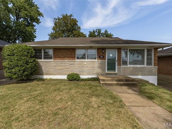 3951 French Court , St Louis, MO 63116