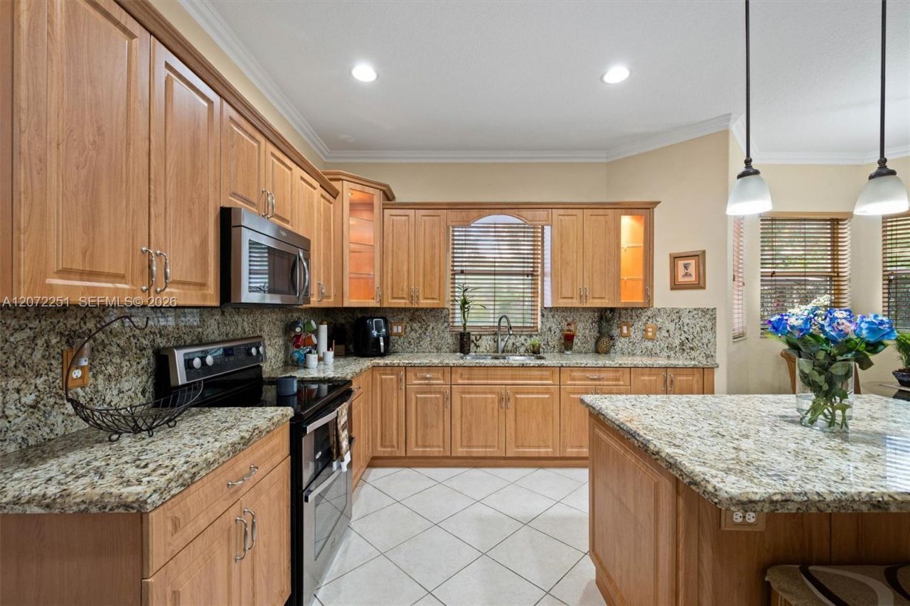 675 SW 159th Ln, Pembroke Pines, FL 33027 Photo