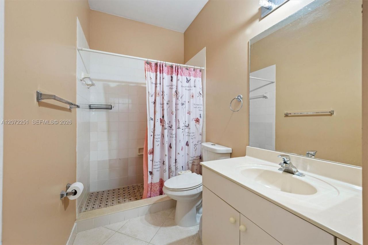 675 SW 159th Ln, Pembroke Pines, FL 33027 Photo