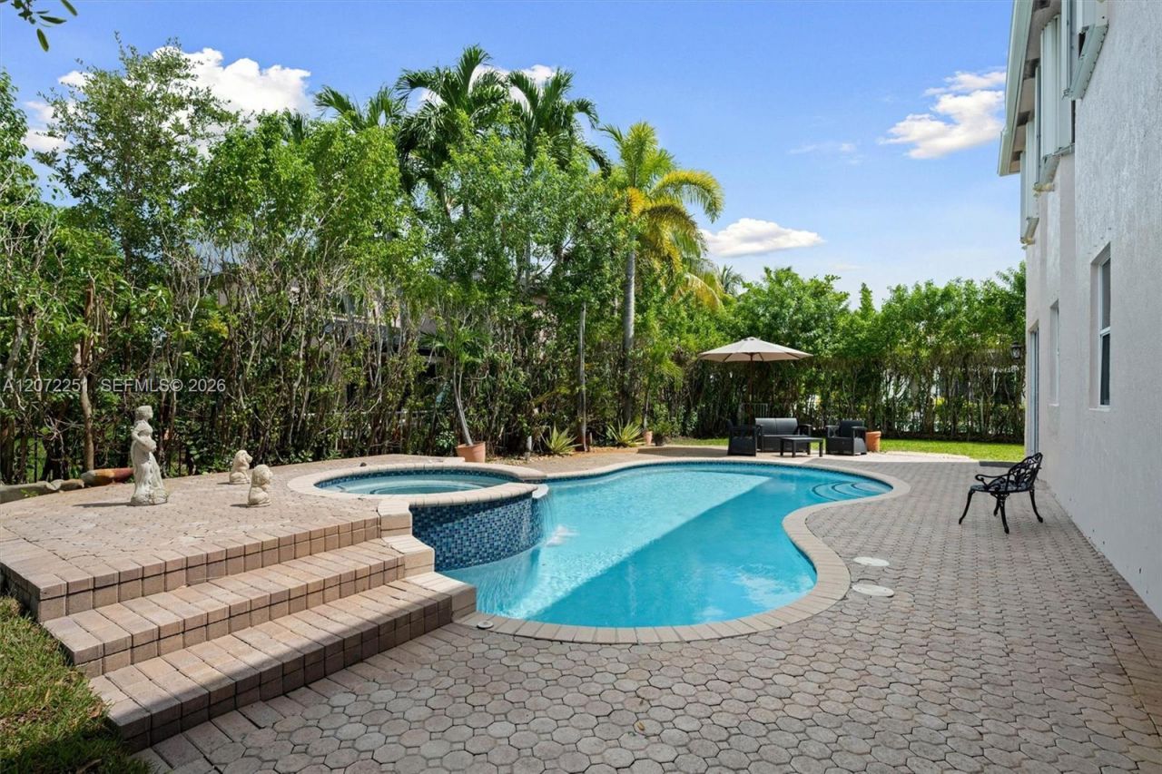 675 SW 159th Ln, Pembroke Pines, FL 33027 Photo