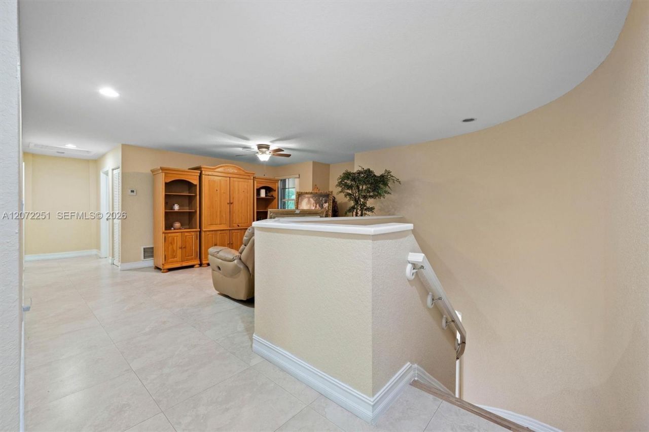 675 SW 159th Ln, Pembroke Pines, FL 33027 Photo
