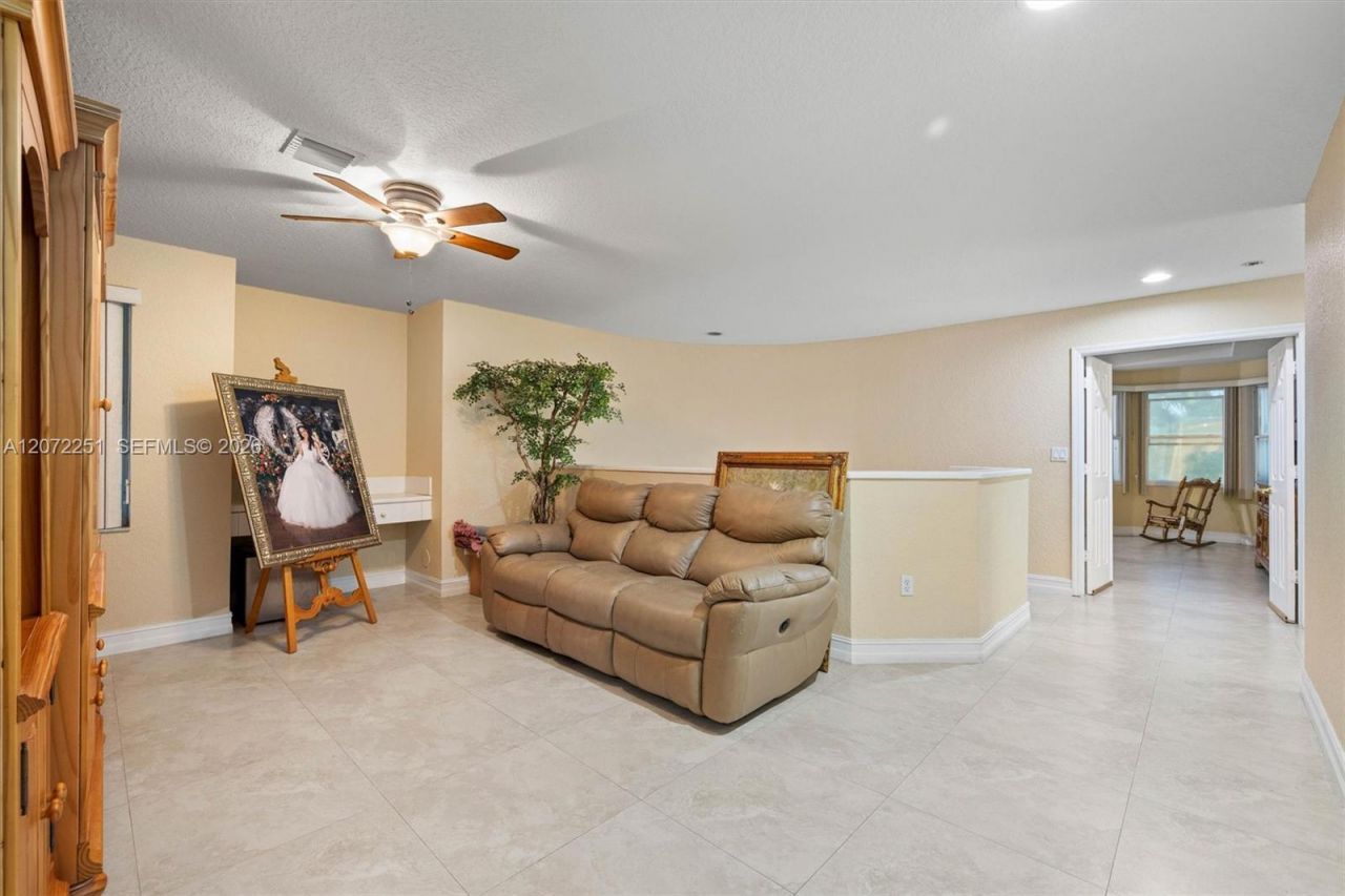 675 SW 159th Ln, Pembroke Pines, FL 33027 Photo
