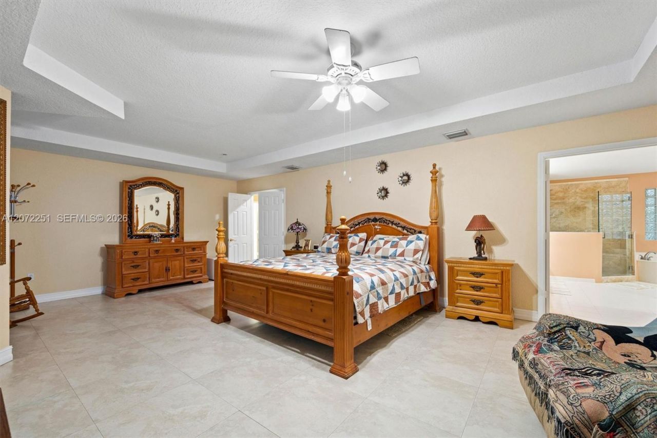 675 SW 159th Ln, Pembroke Pines, FL 33027 Photo