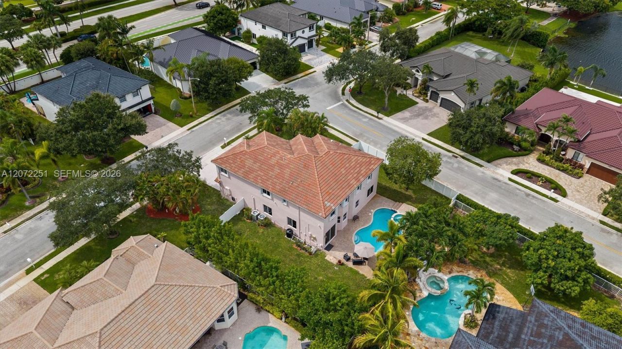 675 SW 159th Ln, Pembroke Pines, FL 33027 Photo