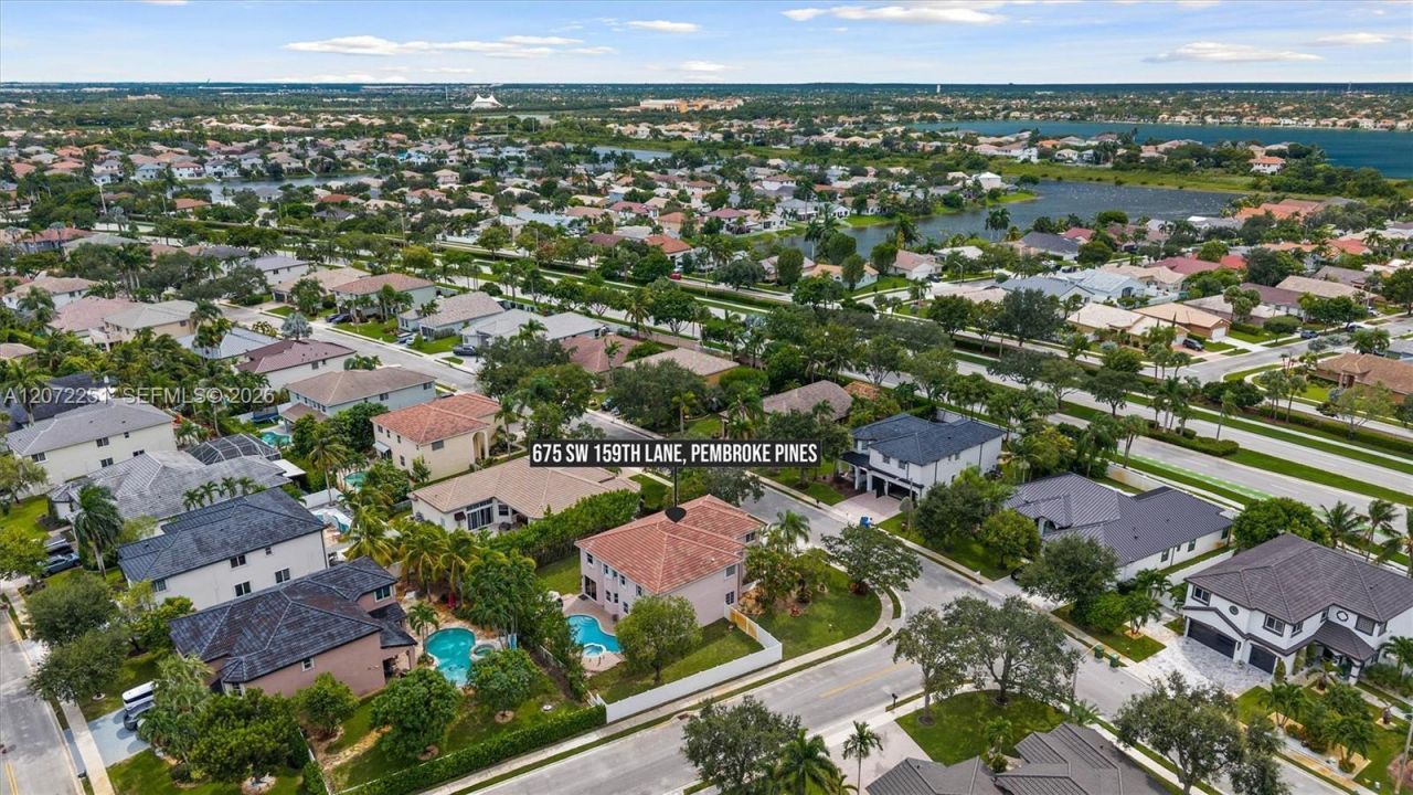 675 SW 159th Ln, Pembroke Pines, FL 33027 Photo