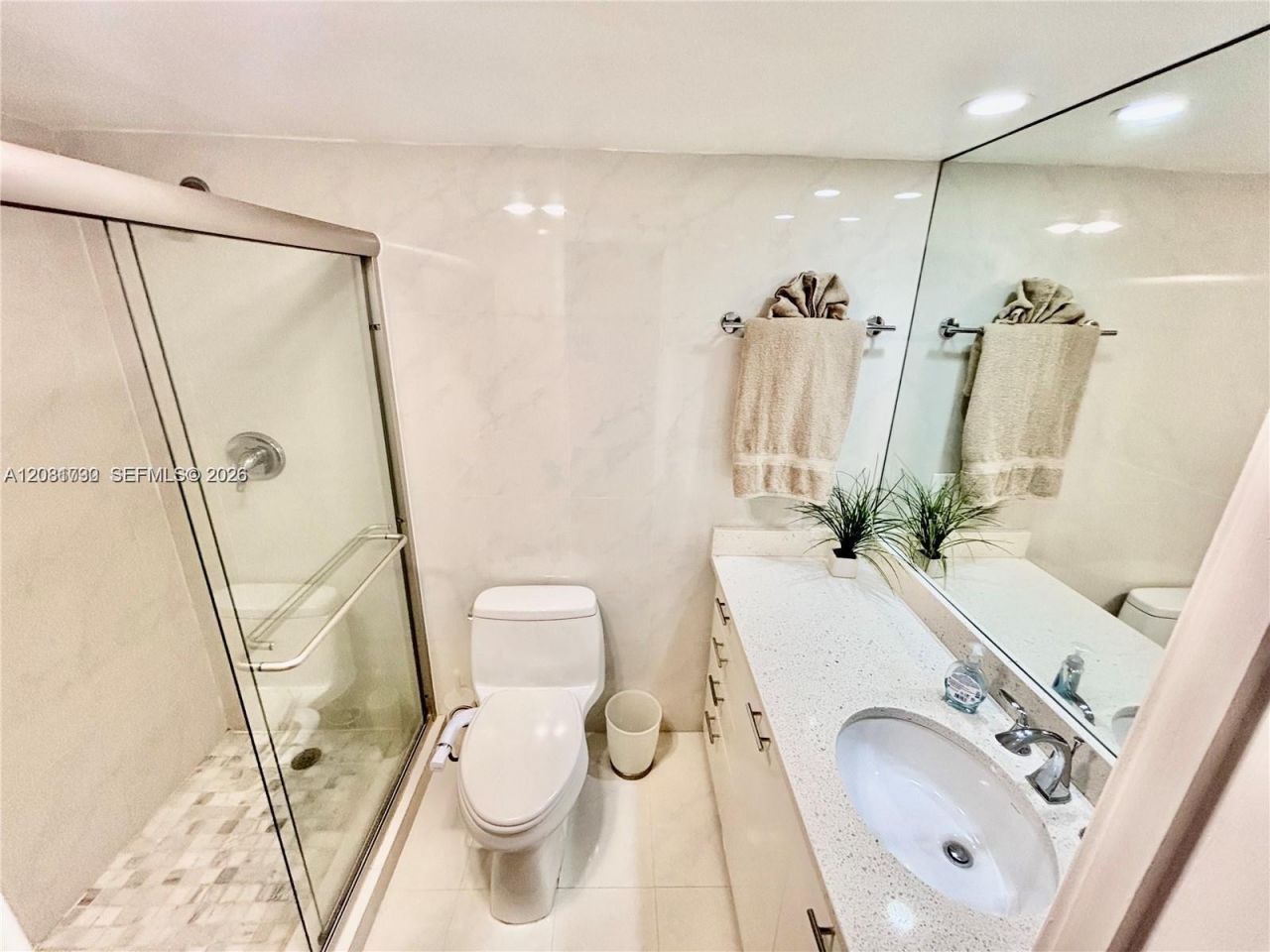3051 S Palm Aire Dr, Unit 102, Pompano Beach, FL 33069 Photo