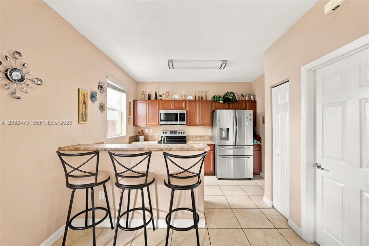 2300 NE 3rd Ct, Homestead, FL 33033 Photo
