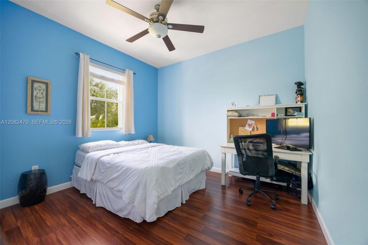 2300 NE 3rd Ct, Homestead, FL 33033 Photo