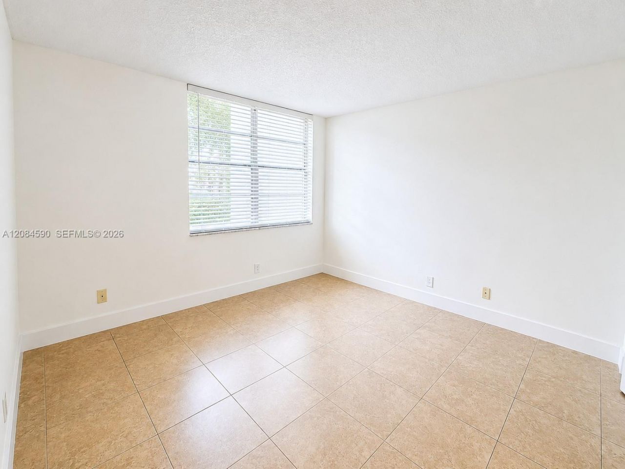 9430 Live Oak Pl, Unit 108, Davie, FL 33324 Photo