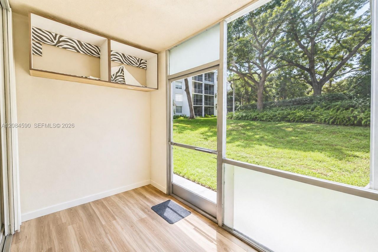 9430 Live Oak Pl, Unit 108, Davie, FL 33324 Photo