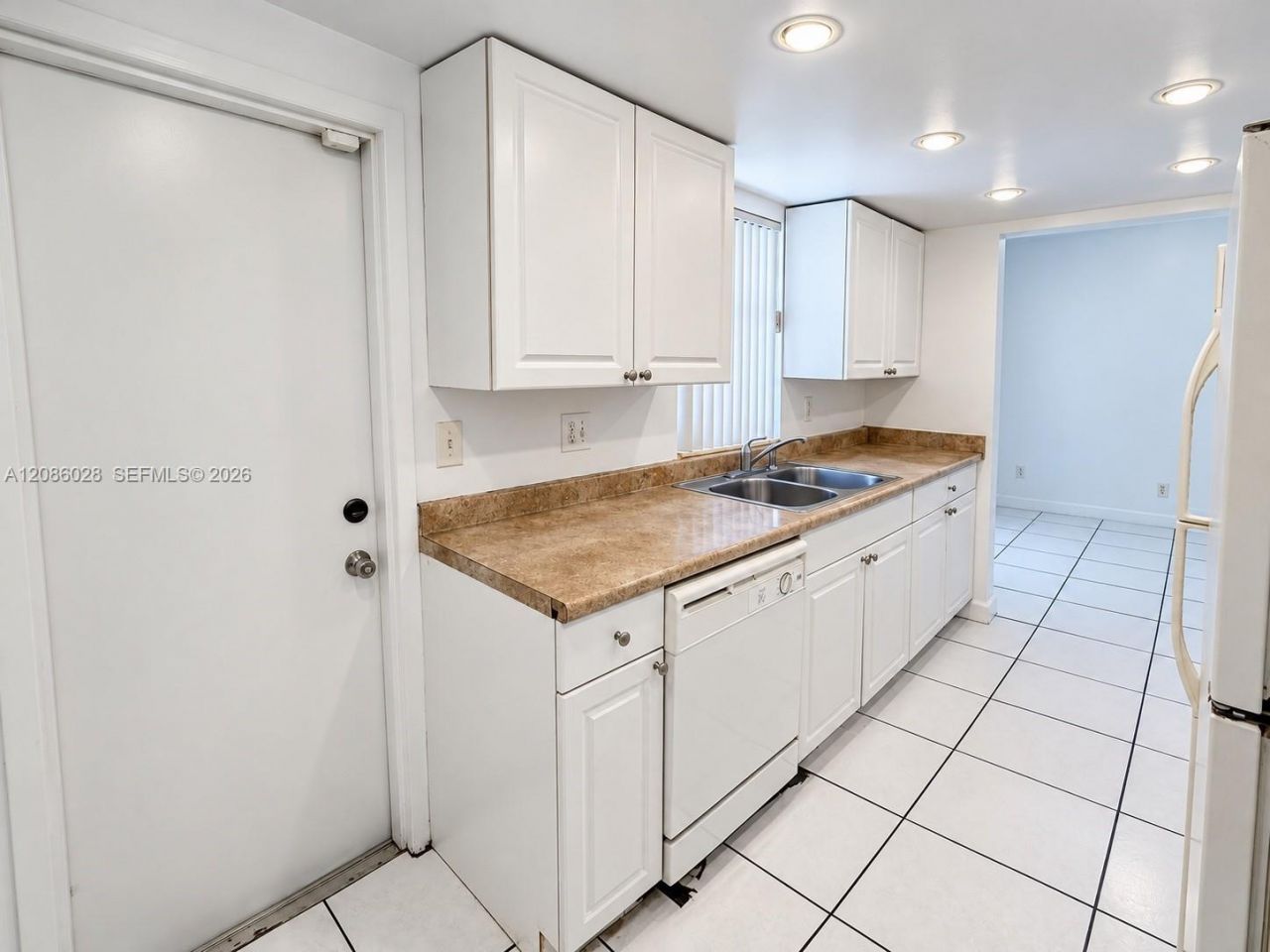 7804 NW 73rd Ter, Tamarac, FL 33321 Photo
