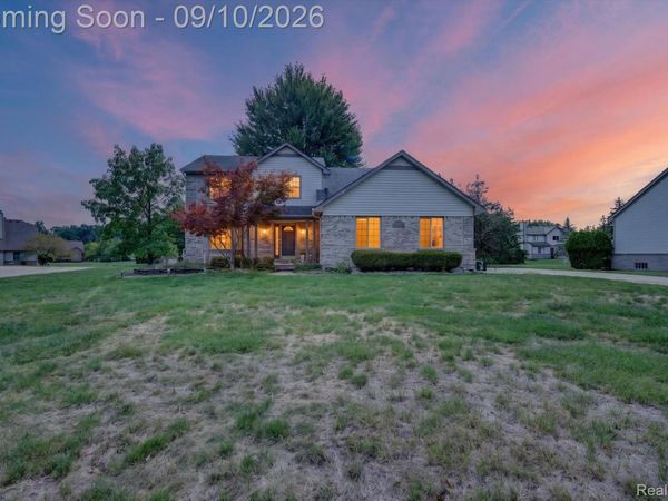 24349 Millcreek Court, Farmington Hills, Mi 48336