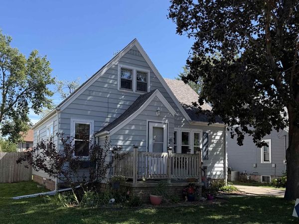 328 OAK STREET, Menasha, WI 54952