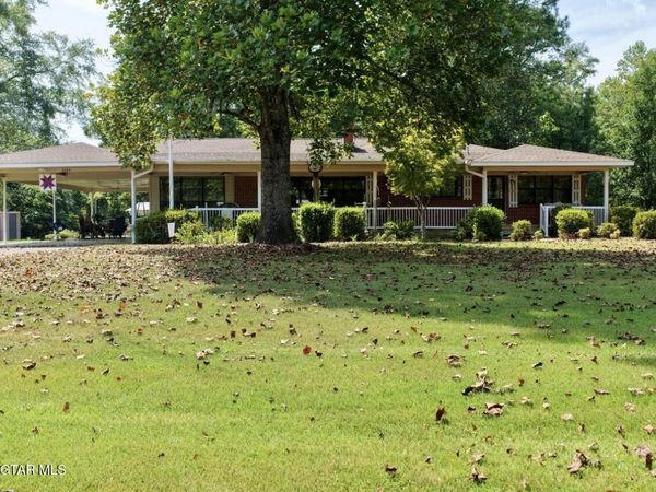 3084 Jess Lyons Road, Columbus, MS 39705