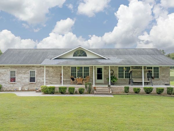 493 Sandtown Rd, Spring City, TN 37381