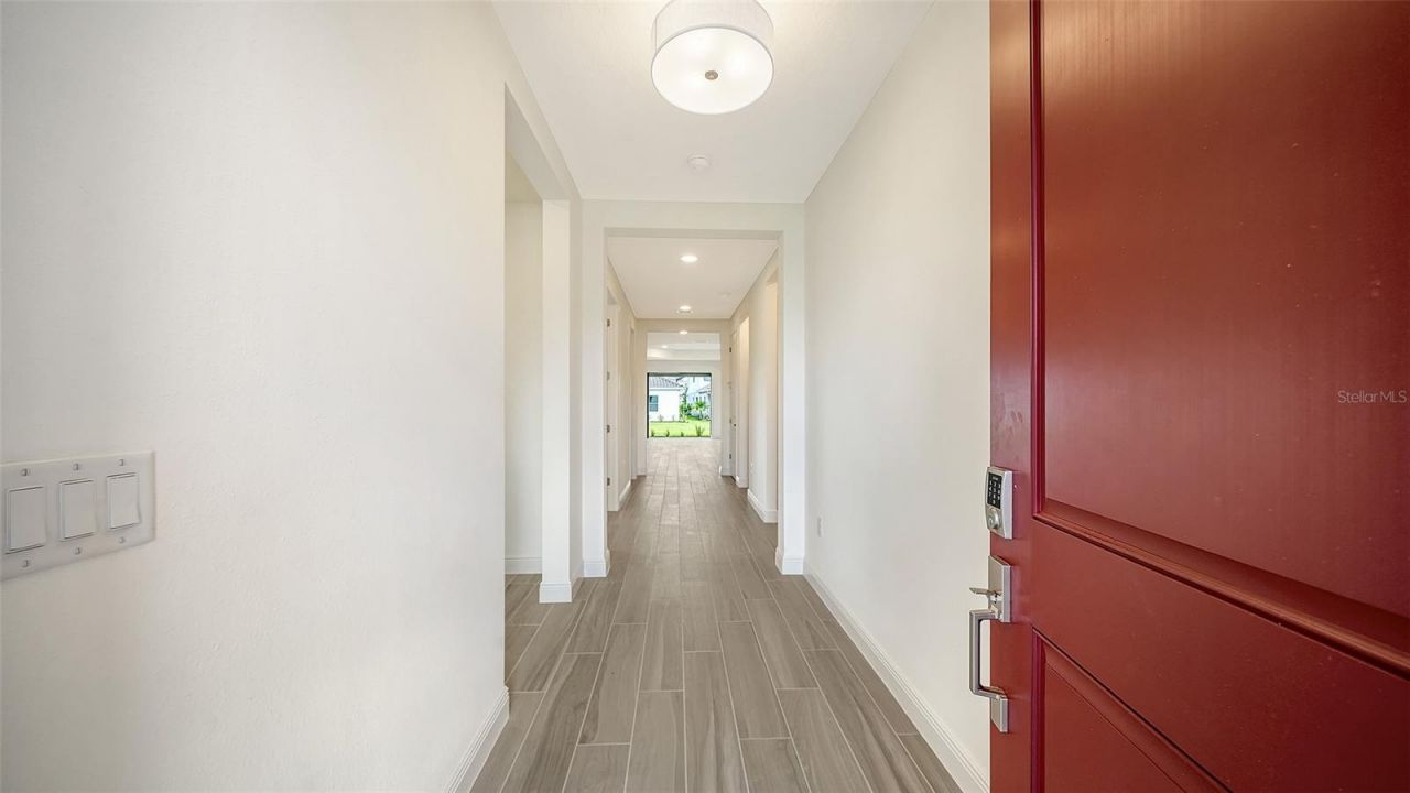 2440 Star Apple Way, Sarasota, FL 34240 Photo