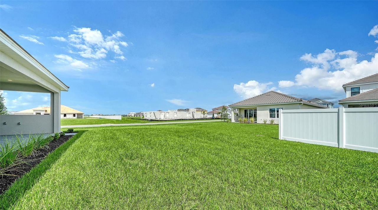2440 Star Apple Way, Sarasota, FL 34240 Photo