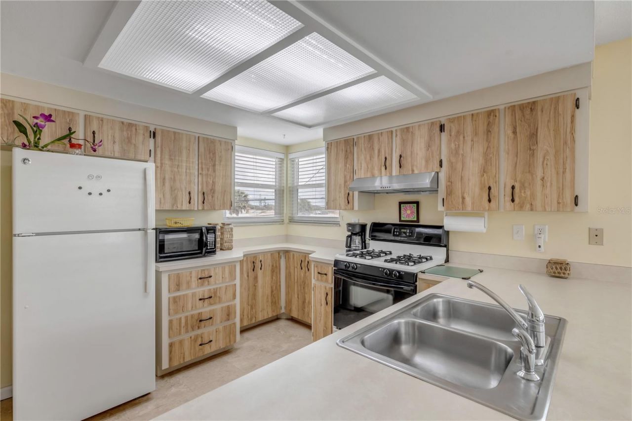 2707 S Atlantic Avenue, New Smyrna Beach, FL 32169 Photo