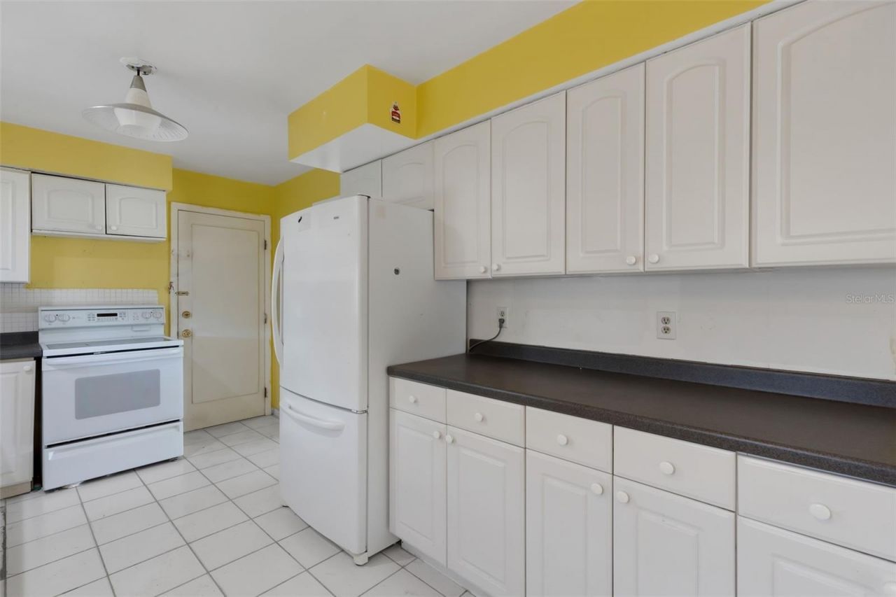 1497 62nd Place S, Saint Petersburg, FL 33705 Photo