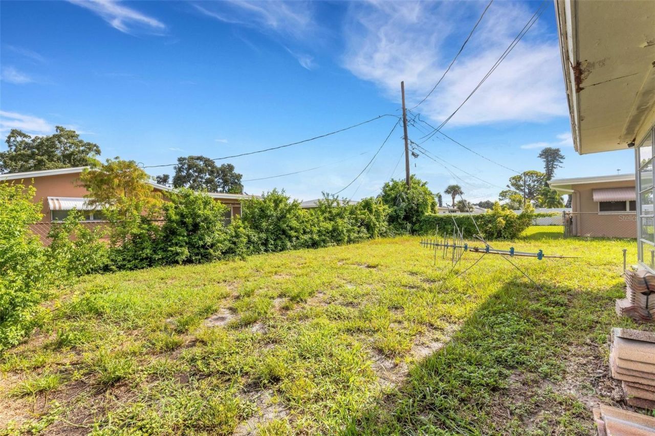 1497 62nd Place S, Saint Petersburg, FL 33705 Photo