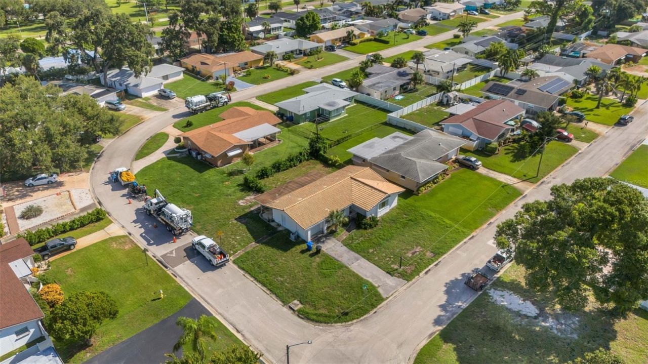 1497 62nd Place S, Saint Petersburg, FL 33705 Photo
