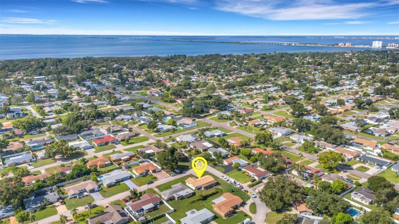 1497 62nd Place S, Saint Petersburg, FL 33705 Photo