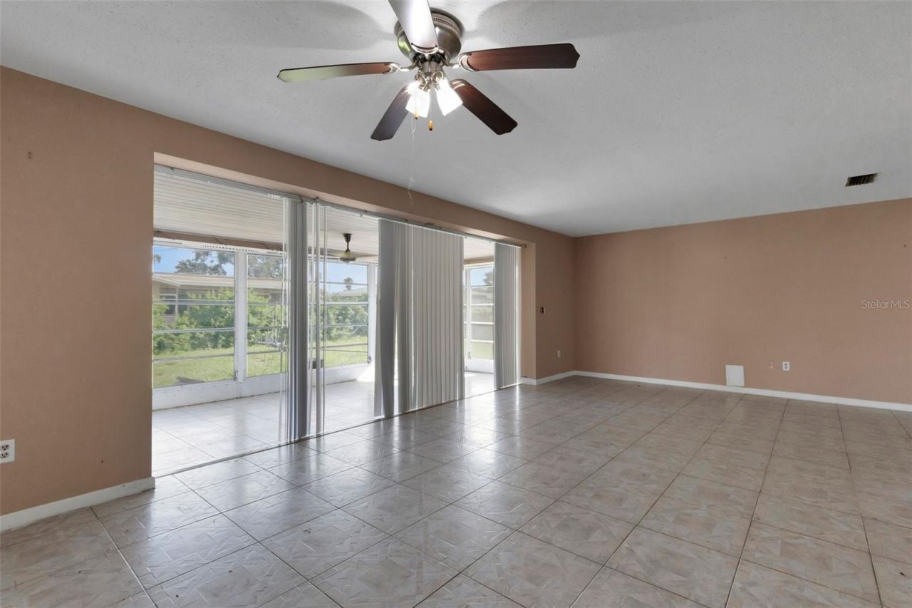 1497 62nd Place S, Saint Petersburg, FL 33705 Photo
