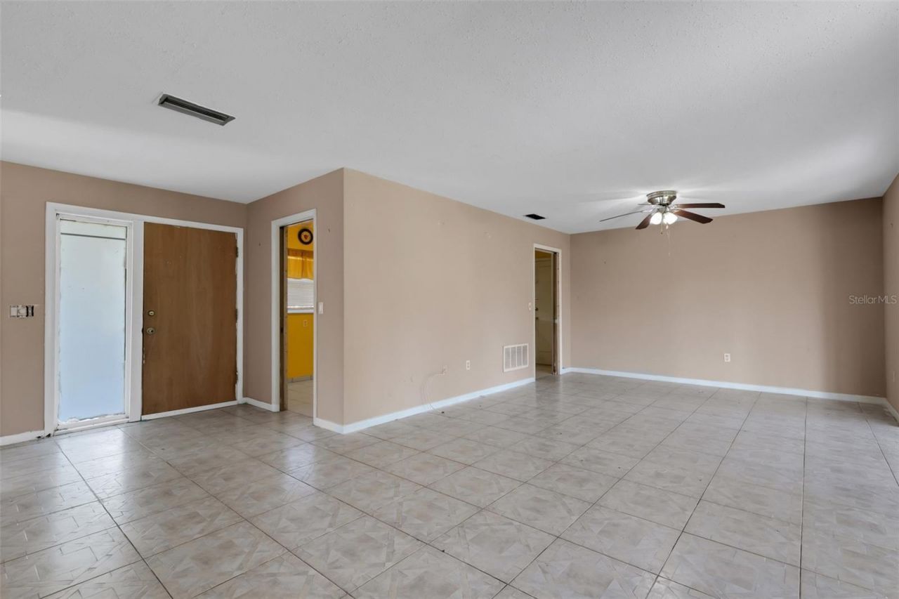 1497 62nd Place S, Saint Petersburg, FL 33705 Photo
